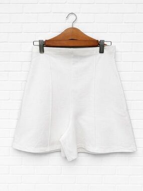 Ripley Rader Ponte Shorts NEW size 3 Medium high waisted glam luxury